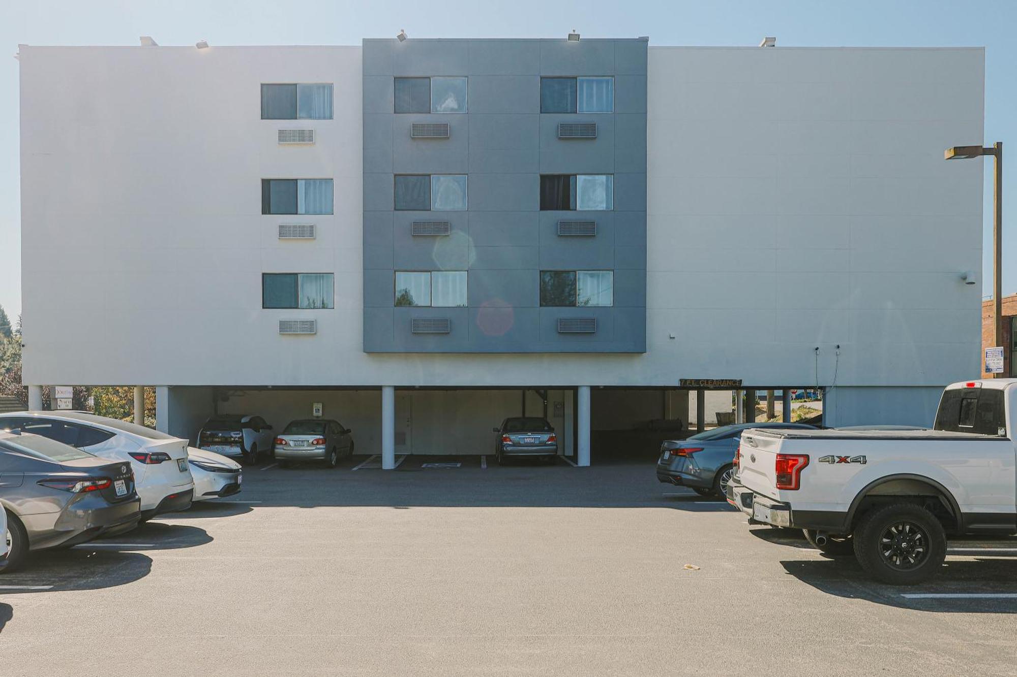 Hotel International Lynnwood Extérieur photo
